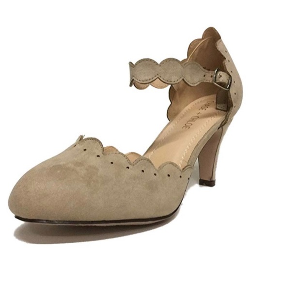 Shoes - 🛍 Women's Vintage Mary Jane High Heel Nude